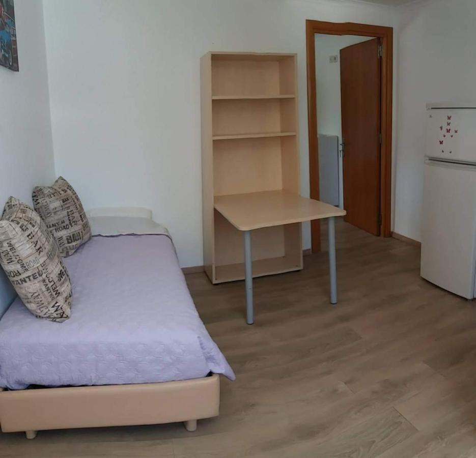 Semesterbostad Reni Studio Residences *